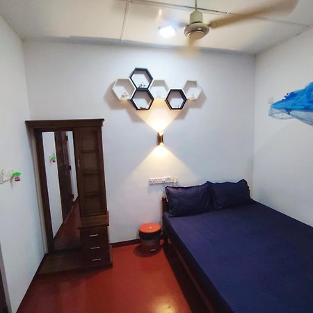 Breeze Guest House تريكونامالاي المظهر الخارجي الصورة