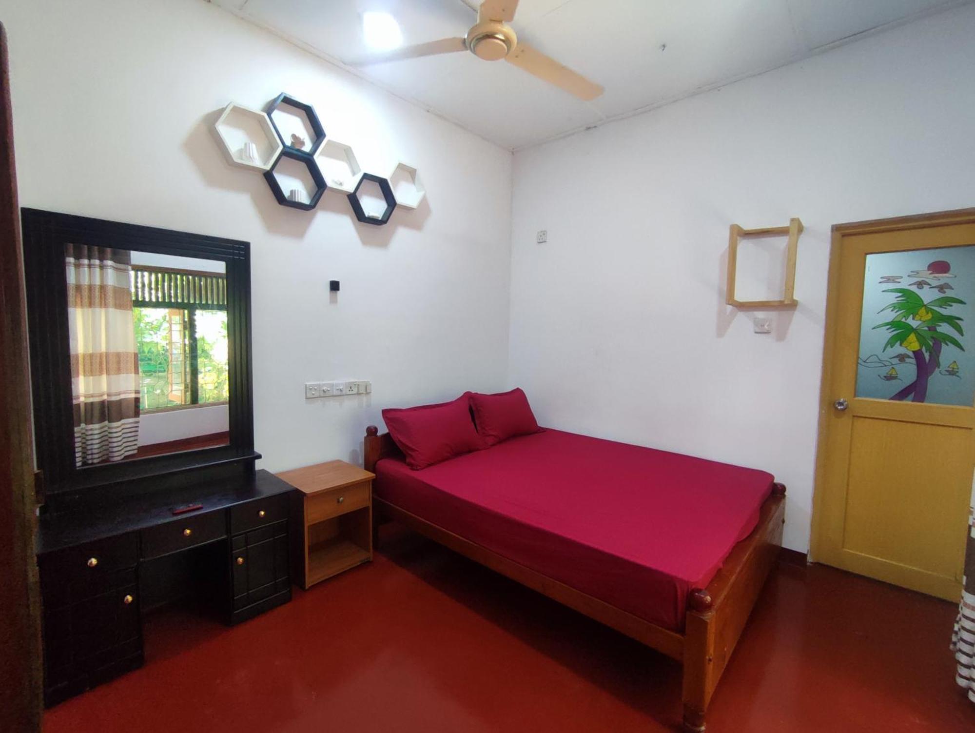 Breeze Guest House تريكونامالاي المظهر الخارجي الصورة