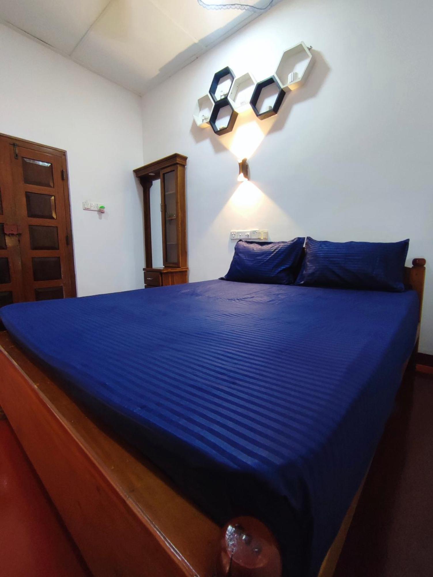 Breeze Guest House تريكونامالاي المظهر الخارجي الصورة