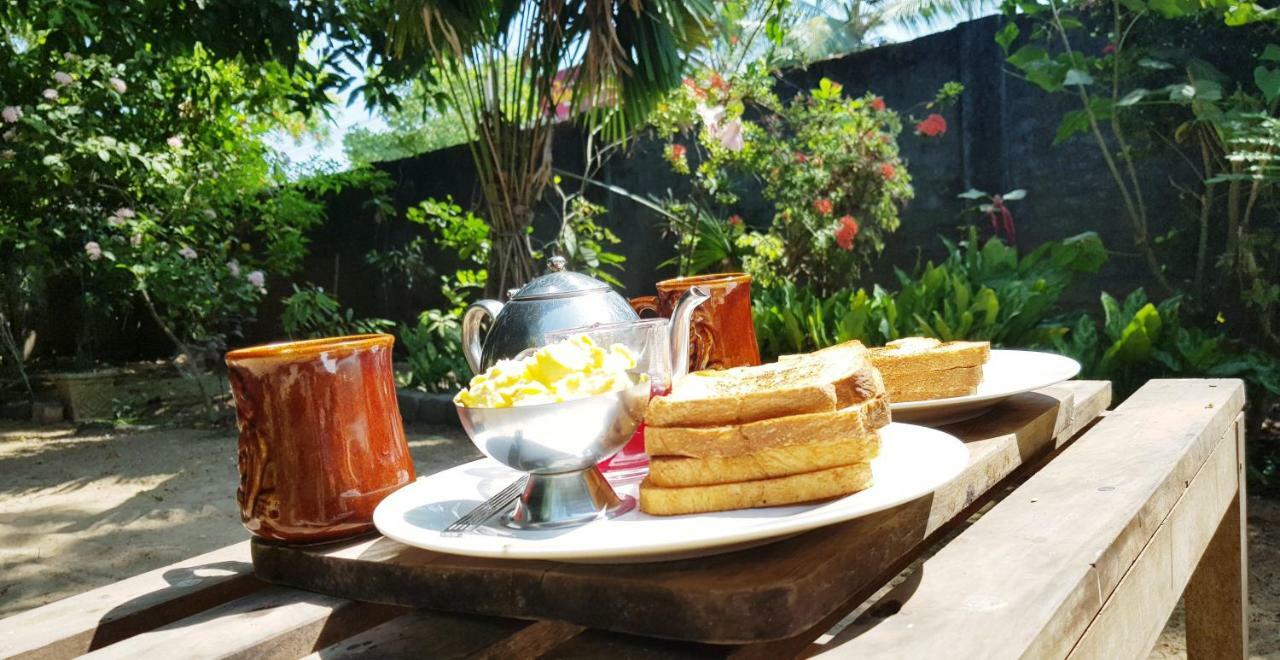 Breeze Guest House تريكونامالاي المظهر الخارجي الصورة